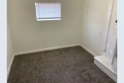 3328 Lynnfield Drive, Fort Worth, TX 76103 - Photo 9