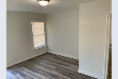 3328 Lynnfield Drive, Fort Worth, TX 76103 - Photo 3