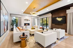 10225 Betty Jane Ln, Dallas, TX 75229 - Photo 3