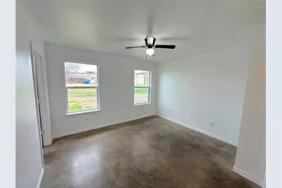 108 W Adams Street, Itasca, TX 76055 - Photo 11