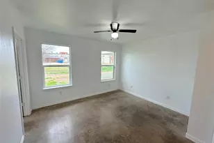 108 W Adams St, Itasca, TX 76055 - Photo 11