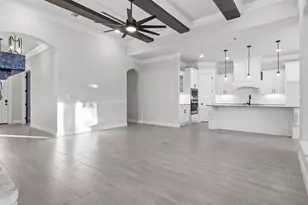 1486 Highland Park Cir, Granbury, TX 76048 - Photo 11