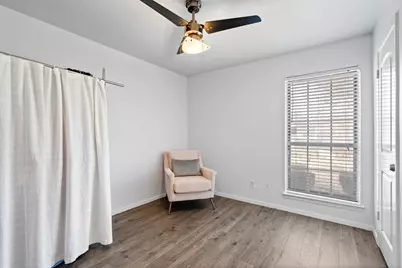 2706 Meadow Bluff Lane, Dallas, TX 75237 - Photo 23