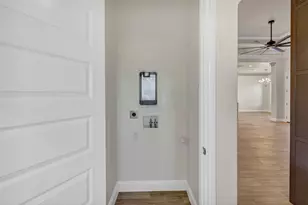 2408 Candlestick Dr, Granbury, TX 76049 - Photo 35