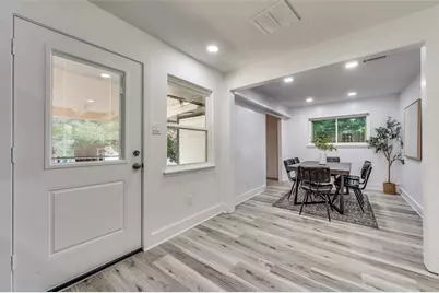 909 Lexington Drive, Irving, TX 75061 - Photo 5