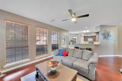 9352 Riverwalk Lane, Irving, TX 75063 - Photo 17