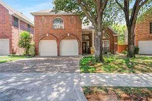9352 Riverwalk Ln, Irving, TX 75063 - Photo 3