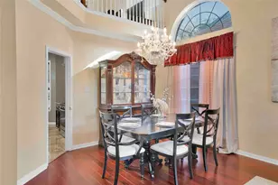 9352 Riverwalk Ln, Irving, TX 75063 - Photo 23