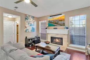 9352 Riverwalk Ln, Irving, TX 75063 - Photo 13