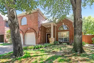 9352 Riverwalk Ln, Irving, TX 75063 - Photo 1