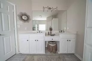 100 San Chez Dr, Lake Kiowa, TX 76240 - Photo 19