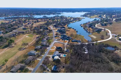 100 San Chez Drive, Lake Kiowa, TX 76240 - Photo 39