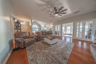 100 San Chez Drive, Lake Kiowa, TX 76240 - Photo 9