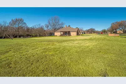 100 San Chez Drive, Lake Kiowa, TX 76240 - Photo 35