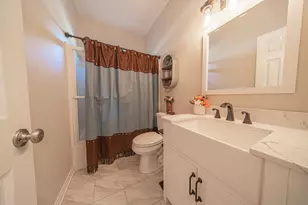 100 San Chez Dr, Lake Kiowa, TX 76240 - Photo 25