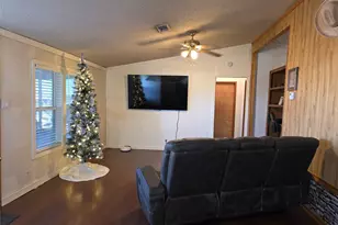 5716 Longhorn Trail, Joshua, TX 76058 - Photo 3