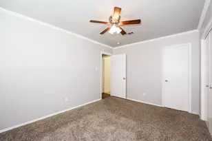 2907 E Mitchell St, Arlington, TX 76010 - Photo 11