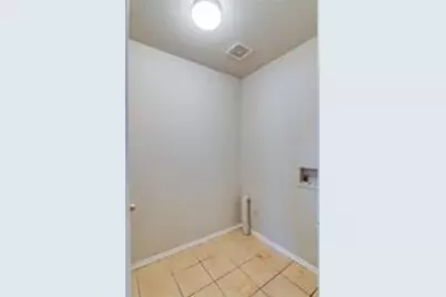 1416 E Mulkey Street, Fort Worth, TX 76104 - Photo 11