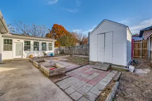 214 Jennifer Ln, Arlington, TX 76002 - Photo 21