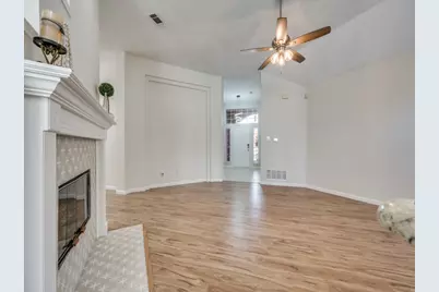 214 Jennifer Lane, Arlington, TX 76002 - Photo 27