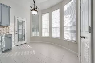 214 Jennifer Ln, Arlington, TX 76002 - Photo 9