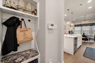 901 Alvero Pl, Mansfield, TX 76063 - Photo 17