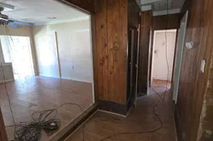 213 S 6th St, Sanger, TX 76266 - Photo 7