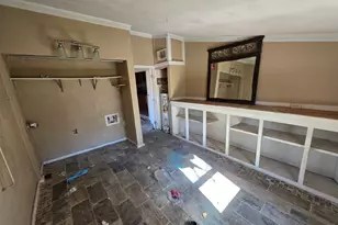 213 S 6th St, Sanger, TX 76266 - Photo 3