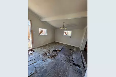 213 S 6th Street, Sanger, TX 76266 - Photo 5