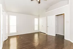 5309 Tennis Villa Dr, Arlington, TX 76017 - Photo 11