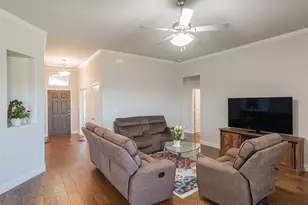 140 Independence Dr, Joshua, TX 76058 - Photo 7