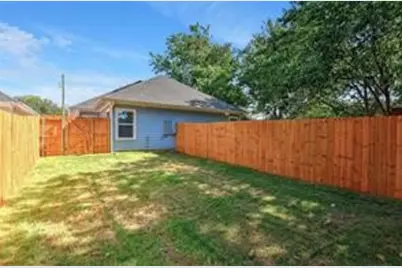 1042 W Dubois Street, Denison, TX 75020 - Photo 15