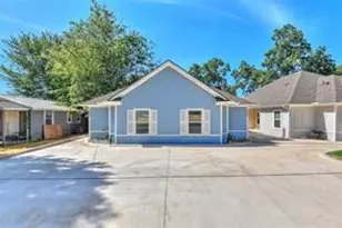 1042 W Dubois St, Denison, TX 75020 - Photo 1