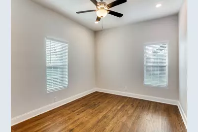 1500 E Morphy Street, Fort Worth, TX 76104 - Photo 17