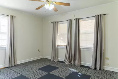 820 N 34th Street, Waco, TX 76710 - Photo 11