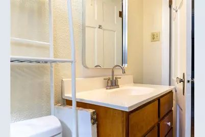 820 N 34th Street, Waco, TX 76710 - Photo 15