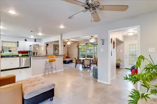 3483 Navajo Cir, Dallas, TX 75224 - Photo 5