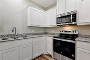 519 W Bond St, Denison, TX 75020 - Photo 7