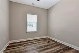 519 W Bond St, Denison, TX 75020 - Photo 11