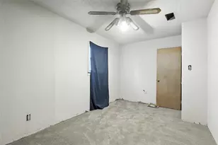 221 E 7th St, Weatherford, TX 76086 - Photo 25