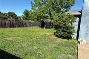 4201 Longstraw Dr, Fort Worth, TX 76137 - Photo 9