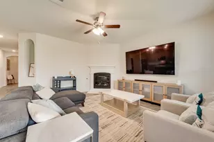 2936 Brady Starr Dr, Aubrey, TX 76227 - Photo 9