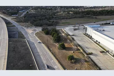 901 NW 19th Street, Grand Prairie, TX 75050 - Photo 19