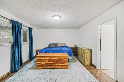 2421 Parkwood Drive, Grand Prairie, TX 75050 - Photo 19