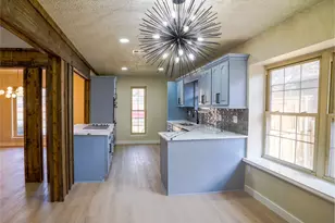 2302 Greenhill Dr, Carrollton, TX 75006 - Photo 3