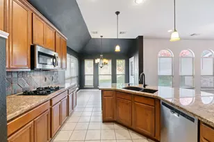 5541 Dunn Hill Dr, Fort Worth, TX 76137 - Photo 15