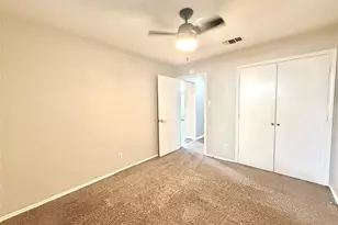 923 Wayne Ave, Duncanville, TX 75137 - Photo 9