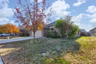 1408 Villa Paloma Blvd, Little Elm, TX 75068 - Photo 3