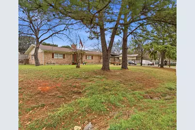 1009 Mustang Trail, Granbury, TX 76049 - Photo 25