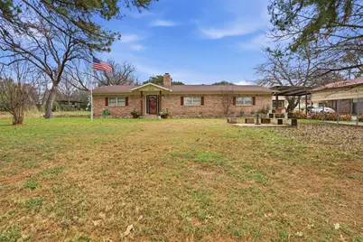 1009 Mustang Trail, Granbury, TX 76049 - Photo 11